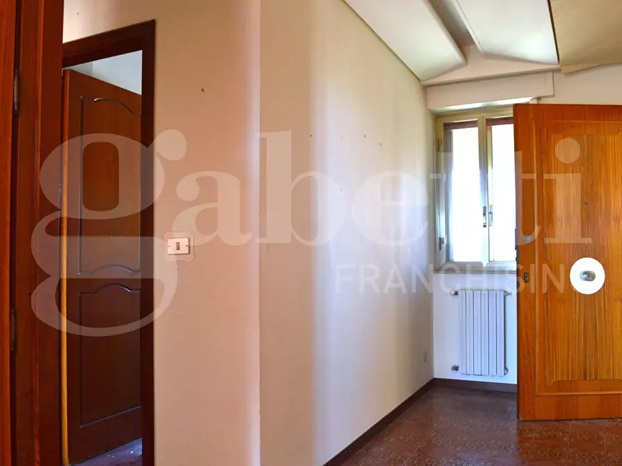 Immagine 9 di Appartamento in vendita  in Via Francesco Cilea, 75 a Ragusa