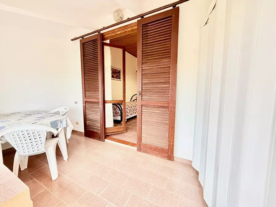 Immagine 3 di Appartamento in vendita  in Via DI CASTIGLIONE a Campo Nell'elba