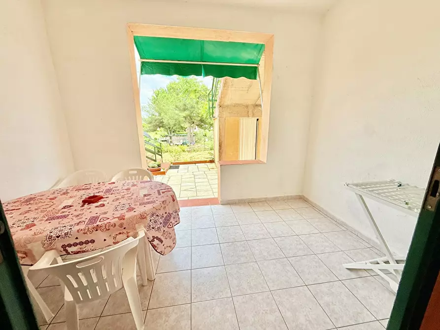 Immagine 7 di Appartamento in vendita  in Via DI CASTIGLIONE a Campo Nell'elba