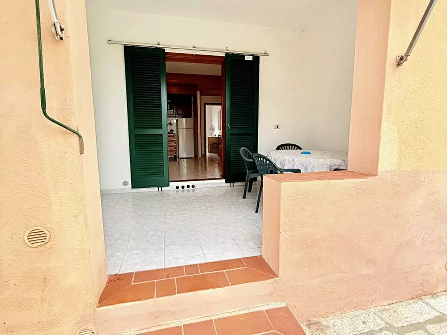 Immagine 7 di Appartamento in vendita  in Via CASTIGLIONE a Campo Nell'elba