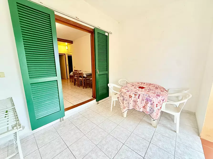 Immagine 2 di Appartamento in vendita  in Via CASTIGLIONE a Campo Nell'elba