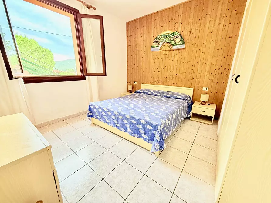 Immagine 14 di Appartamento in vendita  in Via CASTIGLIONE a Campo Nell'elba