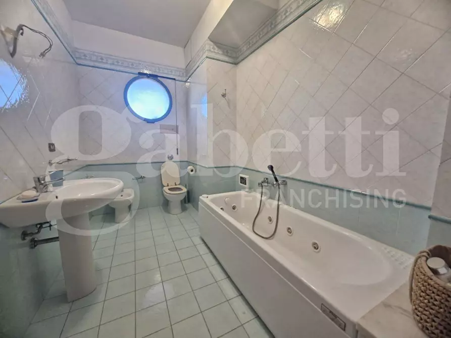 Immagine 15 di Appartamento in vendita  in Via Silvano Franzolin a Palermo