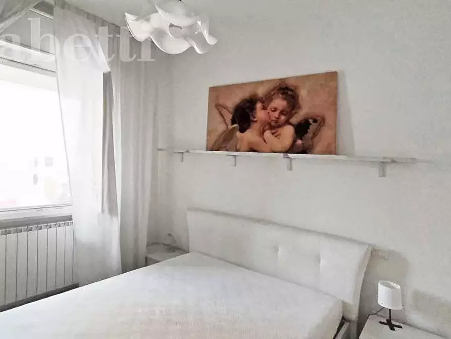 Immagine 4 di Appartamento in vendita  in Via SANZIO, 278 a Senigallia