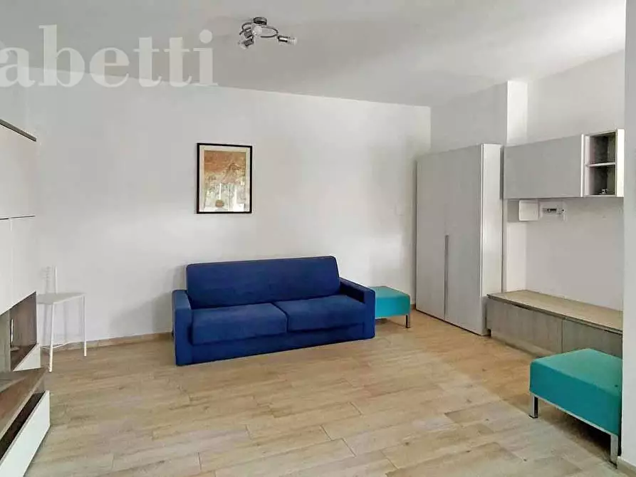 Immagine 3 di Appartamento in vendita  in Via SANZIO, 278 a Senigallia