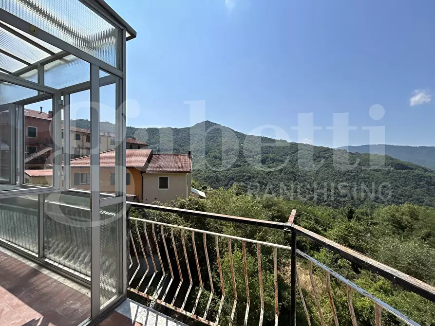 Immagine 14 di Appartamento in vendita  in Via Poggio, 22 a Davagna