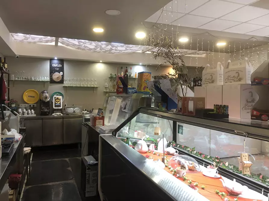 Immagine 6 di Bar / Ristorante in vendita  in Via Chiappitto, 30 a Alatri