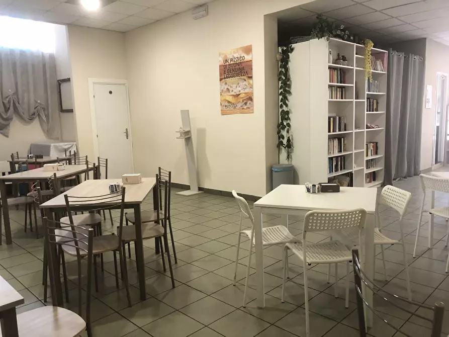 Immagine 20 di Bar / Ristorante in vendita  in Via Chiappitto, 30 a Alatri