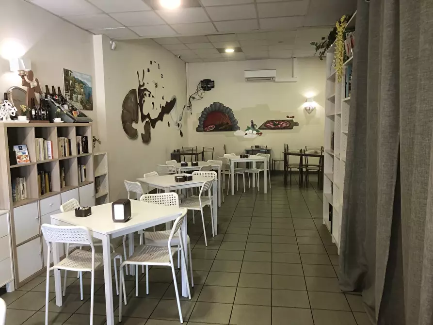 Immagine 14 di Bar / Ristorante in vendita  in Via Chiappitto, 30 a Alatri