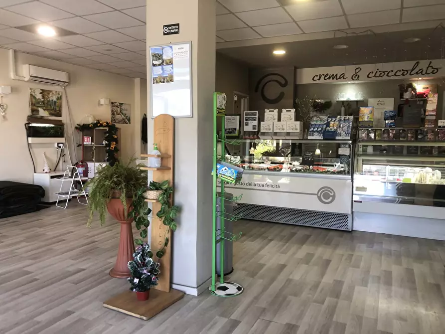 Immagine 5 di Bar / Ristorante in vendita  in Via Chiappitto, 30 a Alatri