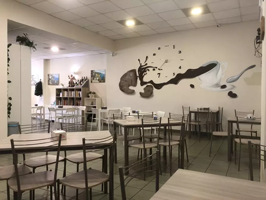 Immagine 12 di Bar / Ristorante in vendita  in Via Chiappitto, 30 a Alatri