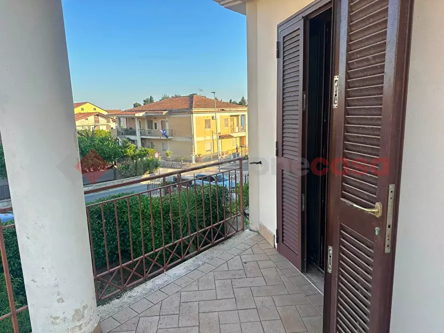 Immagine 15 di Appartamento in vendita  in Via Tutuni, 6 a Vitulazio