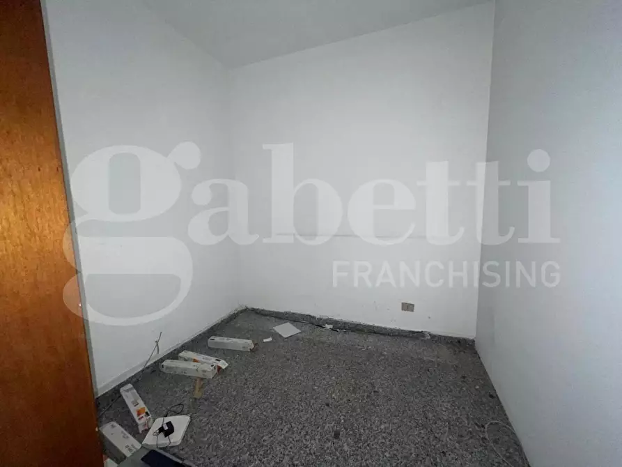 Immagine 10 di Ufficio in vendita  in Via gioacchino iacono, 33 a Comiso