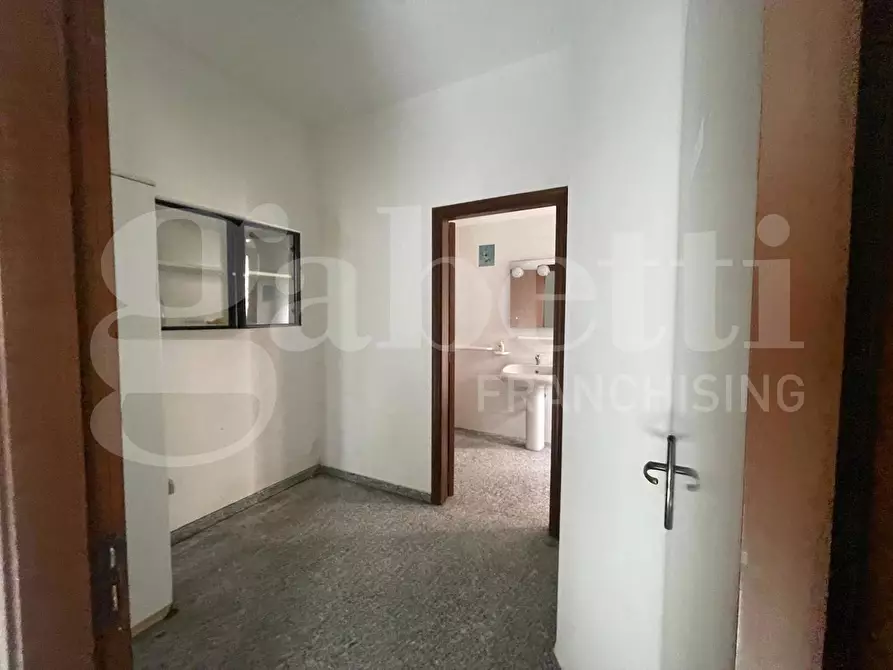 Immagine 15 di Ufficio in vendita  in Via gioacchino iacono, 33 a Comiso