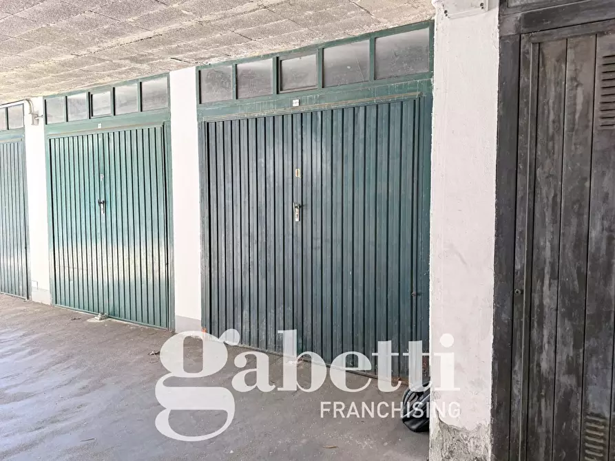 Immagine 40 di Appartamento in vendita  in Via Luzzatti, 29 a Torino