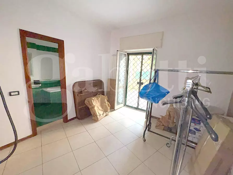 Immagine 11 di Appartamento in vendita  in Via prolungamento carlo de marco a Napoli
