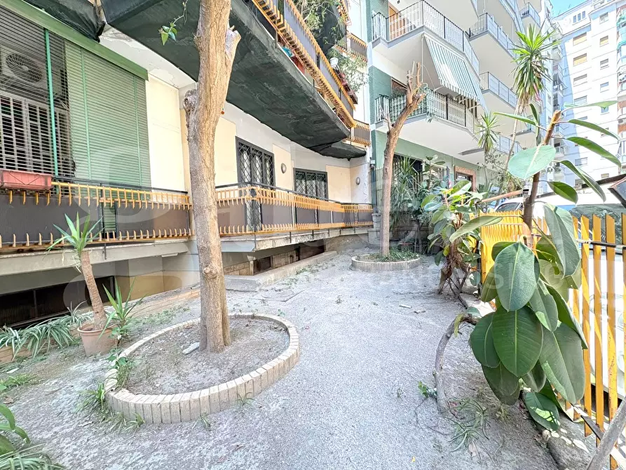 Immagine 1 di Appartamento in vendita  in Via prolungamento carlo de marco a Napoli