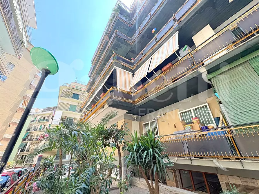 Immagine 2 di Appartamento in vendita  in Via prolungamento carlo de marco a Napoli