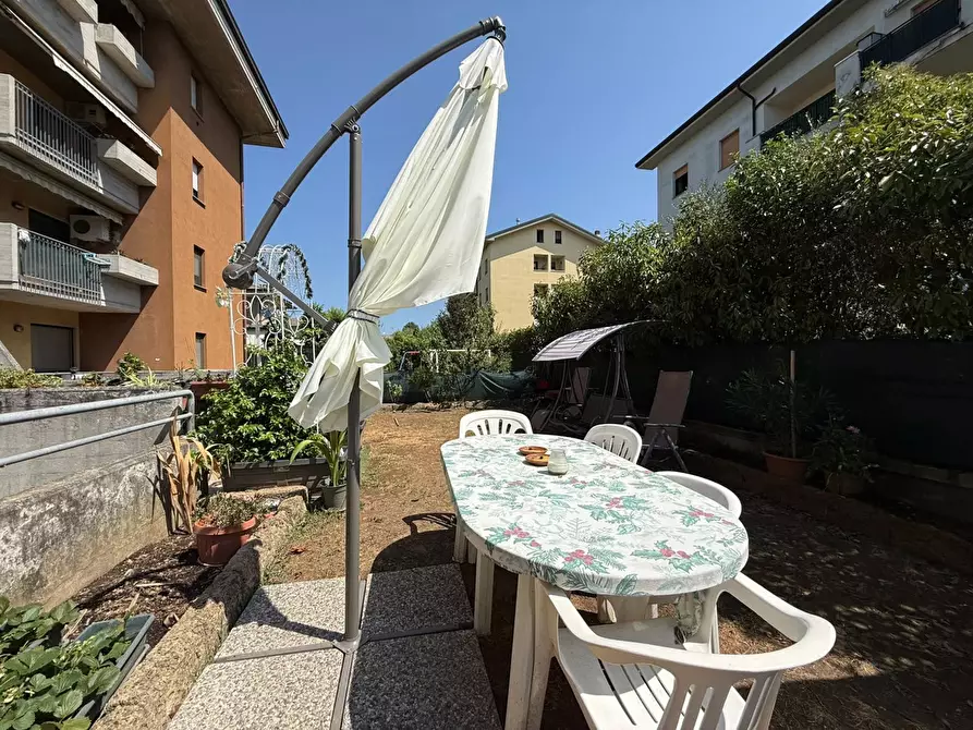 Immagine 21 di Appartamento in vendita  in Via Parini, 7 a Rovato