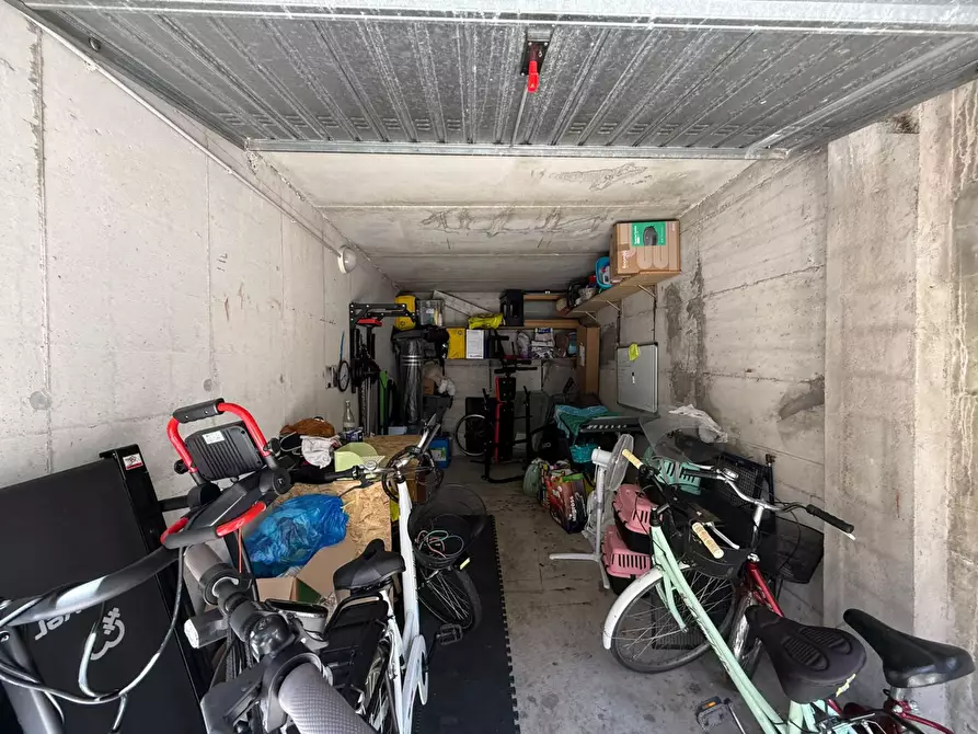 Immagine 27 di Appartamento in vendita  in Via Parini, 7 a Rovato