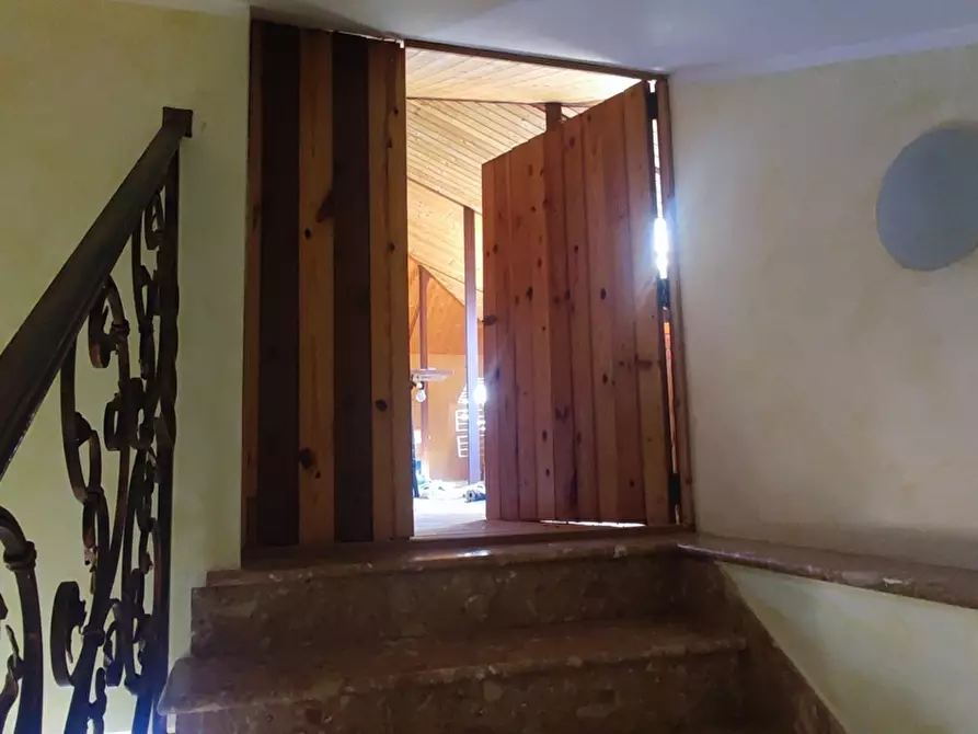 Immagine 46 di Villa in vendita  in LocalitÃ  MULUCCHINI, SNC a Amaroni