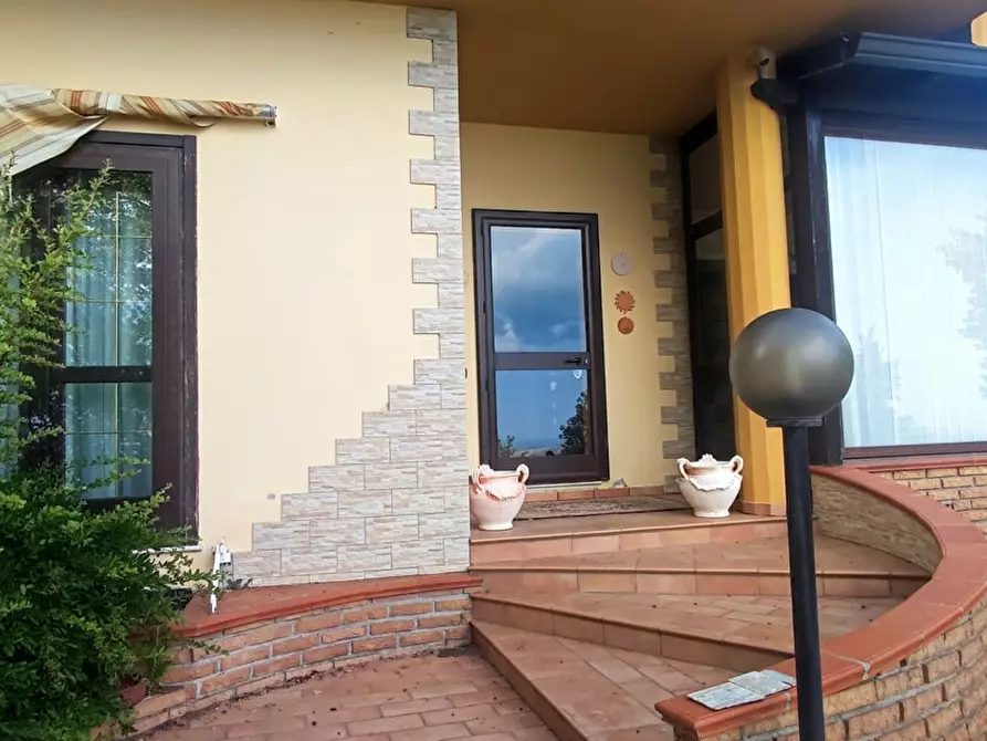 Immagine 5 di Villa in vendita  in LocalitÃ  MULUCCHINI, SNC a Amaroni