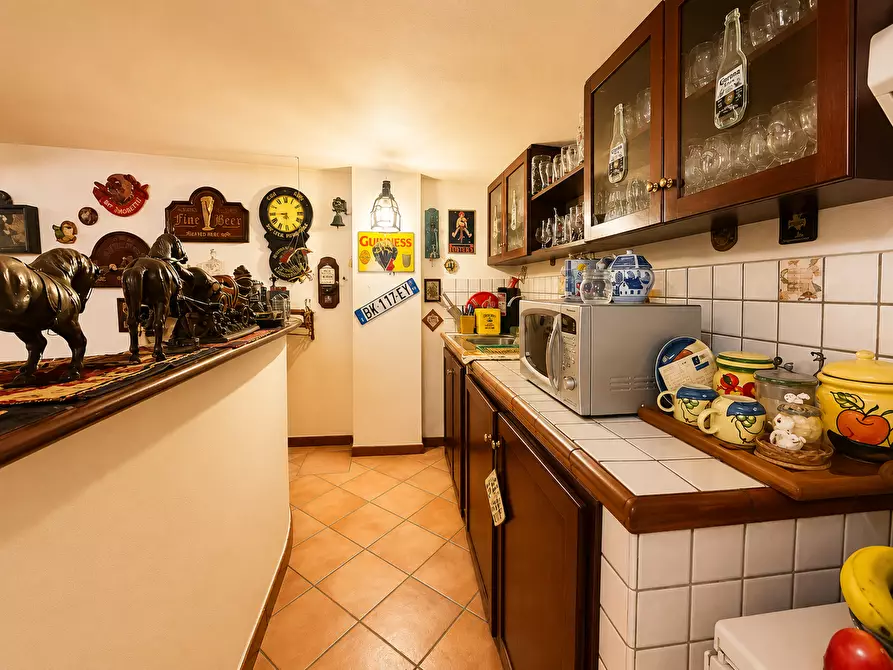 Immagine 6 di Appartamento in vendita  in Via Arrigo Minerbi, 25 a Roma