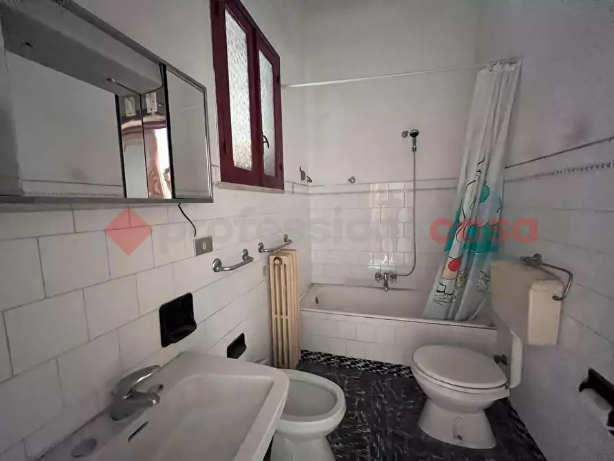 Immagine 15 di Casa indipendente in vendita  in Via S. Michele a Poggiardo