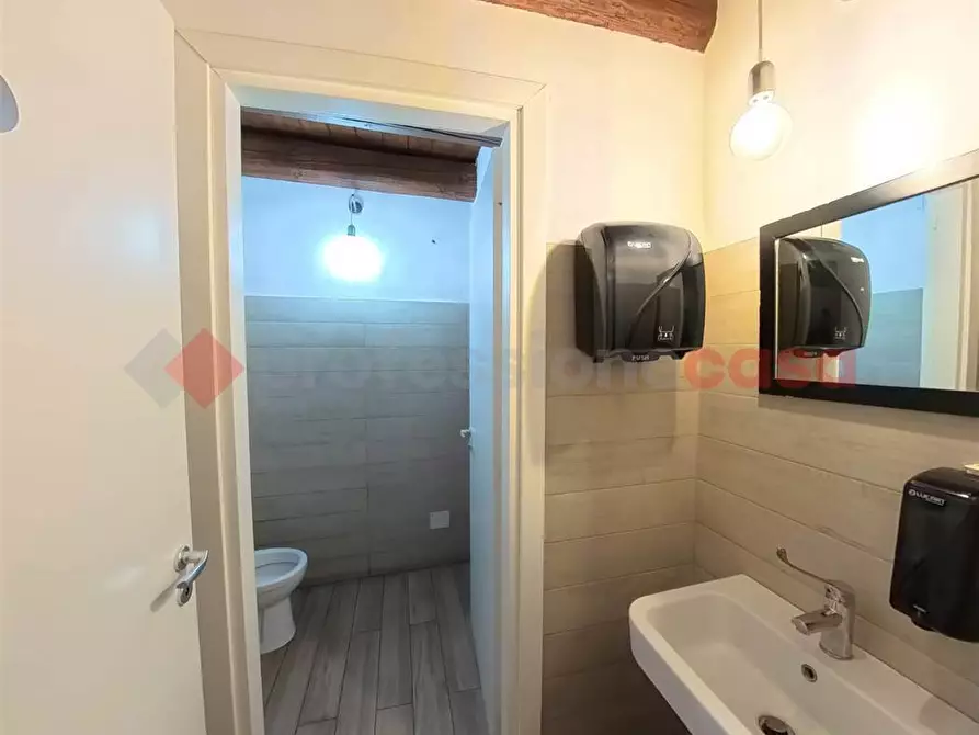 Immagine 15 di Bar / Ristorante in vendita  in Via del colleggio, 13 a Siracusa