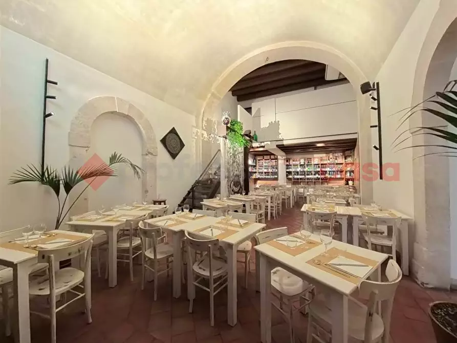 Immagine 3 di Bar / Ristorante in vendita  in Via del colleggio, 13 a Siracusa