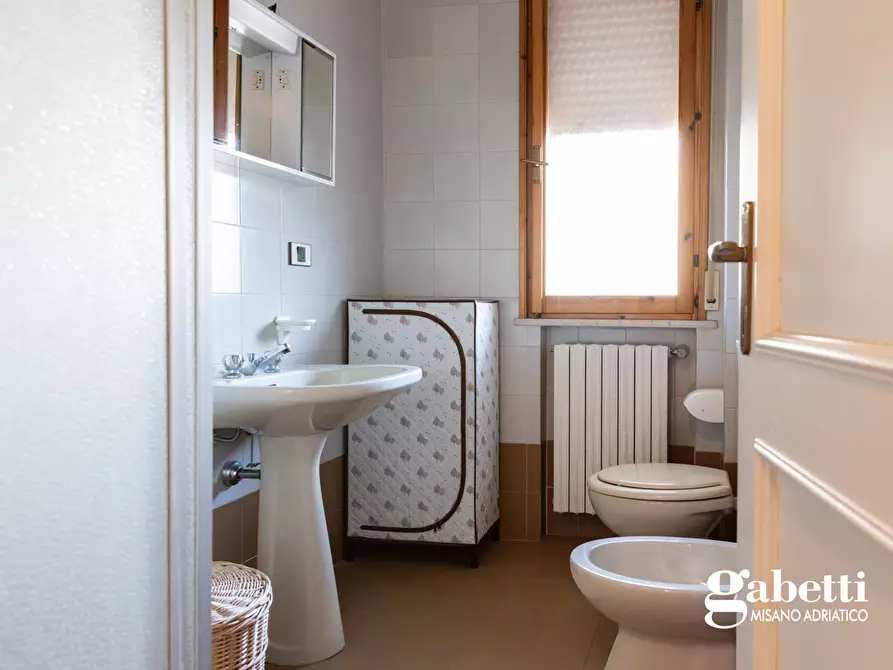 Immagine 13 di Appartamento in vendita  in Viale Gabriele D'Annunzio, 183 a Riccione