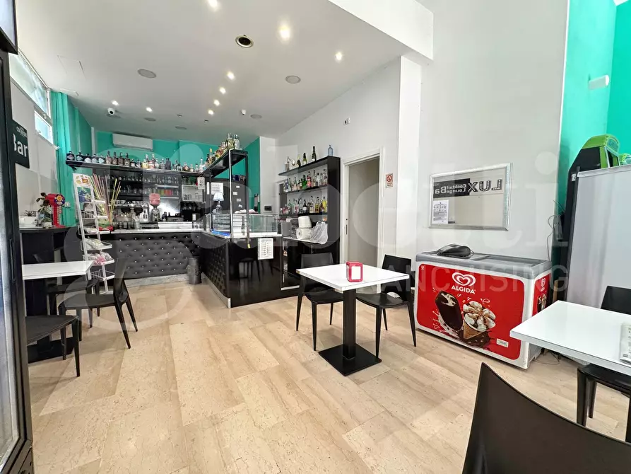 Immagine 1 di Bar / Ristorante in vendita  in Viale Gramsci a Grugliasco