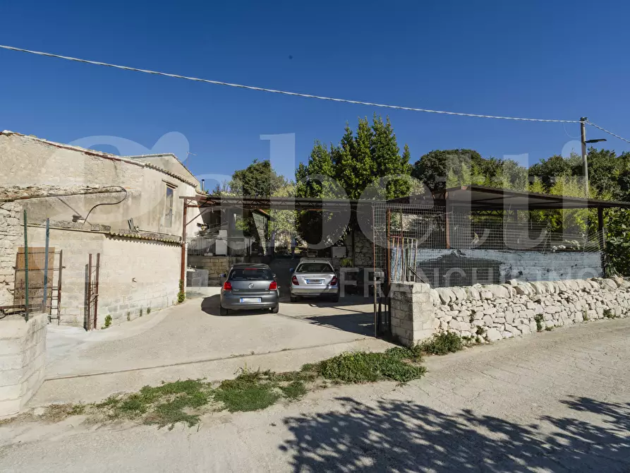 Immagine 25 di Rustico / casale in vendita  in Contrada Carbonaro, snc a Rosolini