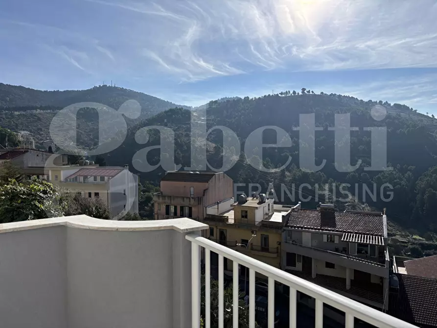Immagine 15 di Appartamento in vendita  in Via Gulfi, 211 a Chiaramonte Gulfi