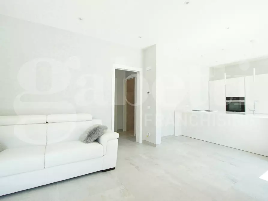 Immagine 3 di Casa bifamiliare in vendita  in Viale Giuseppe Garibaldi, . a Venezia