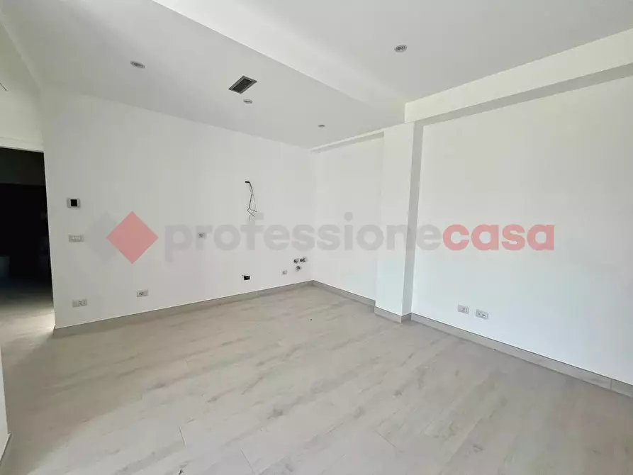 Immagine 11 di Appartamento in vendita  in Via Domenico Guerrazzi, 54 a Guidonia Montecelio