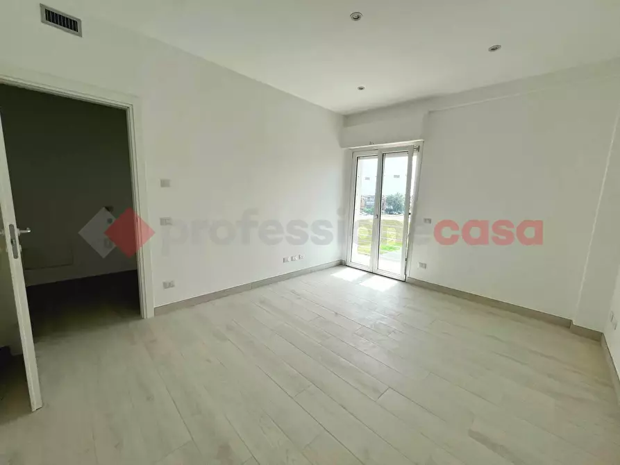 Immagine 13 di Appartamento in vendita  in Via Domenico Guerrazzi, 54 a Guidonia Montecelio