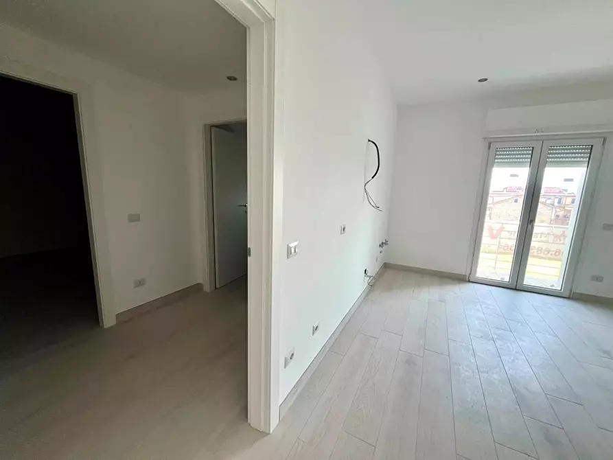 Immagine 6 di Appartamento in vendita  in Via Domenico Guerrazzi, 54 a Guidonia Montecelio