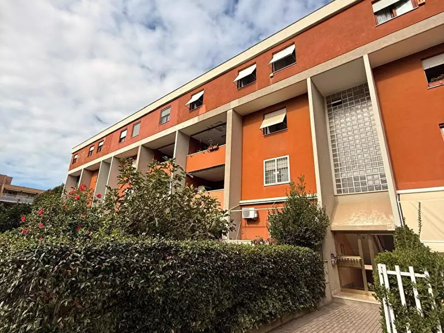 Immagine 3 di Appartamento in vendita  in Via Padre Massaruti, 304 a Roma