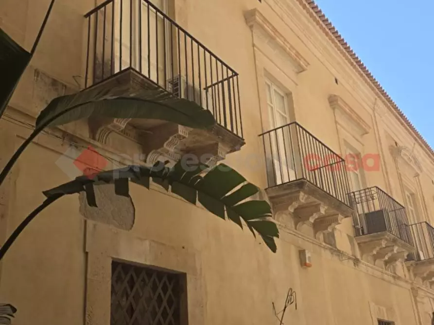 Immagine 2 di Appartamento in vendita  in Via del collegio, 13 a Siracusa