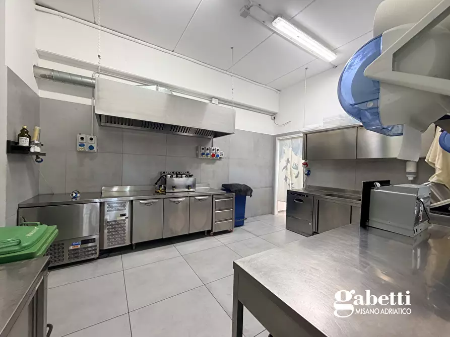 Immagine 15 di Bar / Ristorante in vendita  in Via Bocca Trabaria Sud, 2 a Urbino