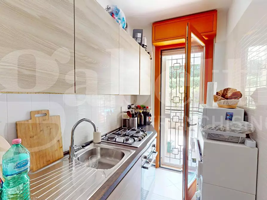 Immagine 18 di Appartamento in vendita  in Via Riva Ligure, 44 a Roma