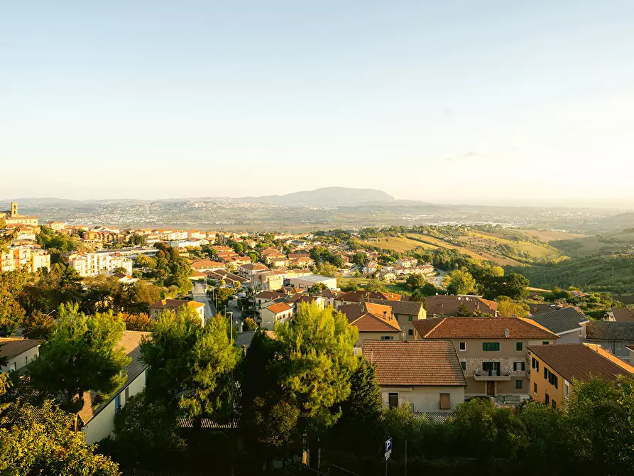 Immagine 15 di Appartamento in vendita  in Via Antonio Calcagni, 23 a Recanati