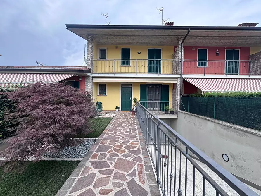Immagine 1 di Appartamento in vendita  in Via Don Domenico Elidoro, 16 a Pumenengo