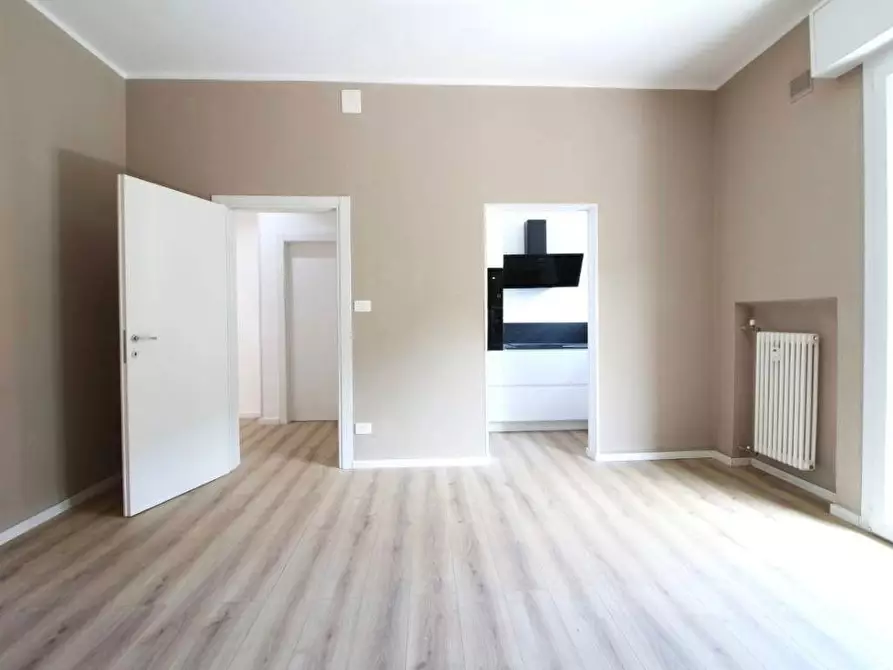 Immagine 2 di Appartamento in vendita  in Via Milano a San Lazzaro Di Savena