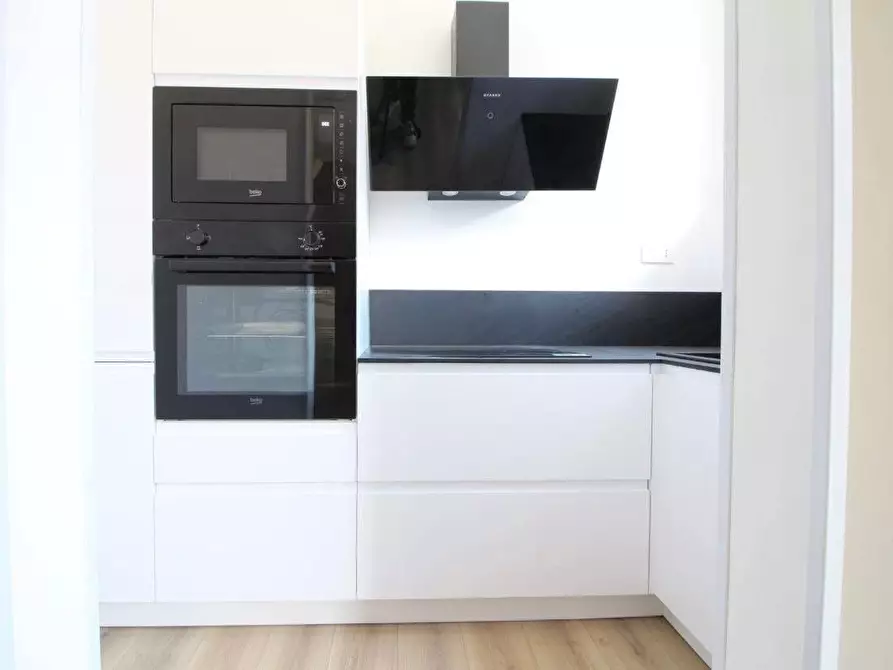 Immagine 5 di Appartamento in vendita  in Via Milano a San Lazzaro Di Savena