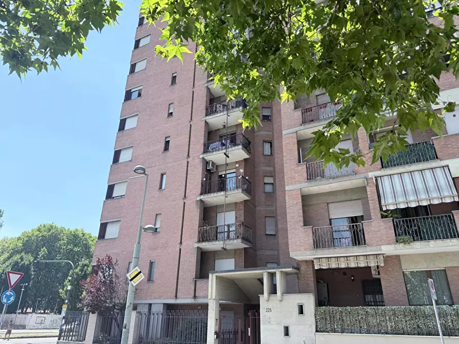 Immagine 12 di Appartamento in vendita  in Piazza Derna, 225 a Torino