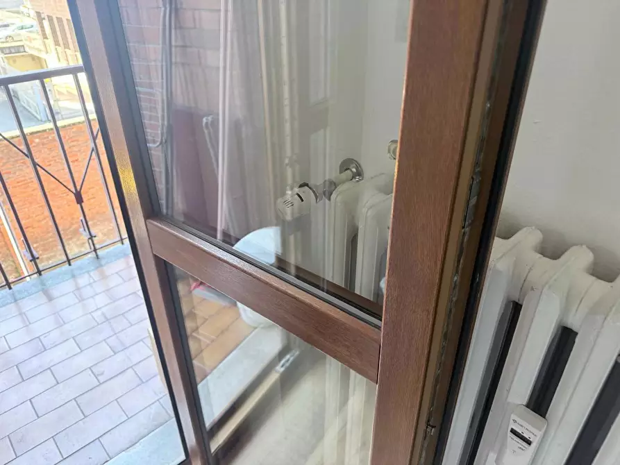 Immagine 9 di Appartamento in vendita  in Piazza Derna, 225 a Torino