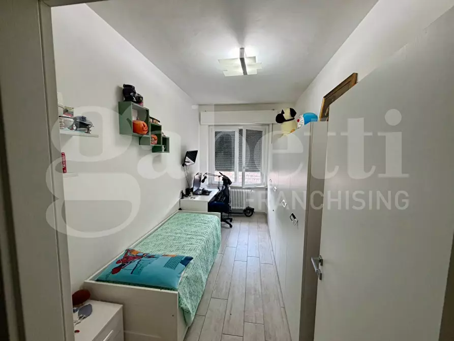Immagine 23 di Casa bifamiliare in vendita  in Via MARIO ANGELONI, 1 a Torgiano