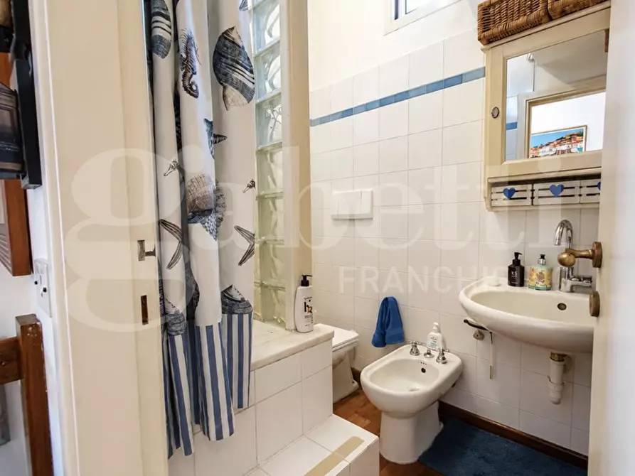 Immagine 3 di Appartamento in vendita  in Via ROMA a Portoferraio